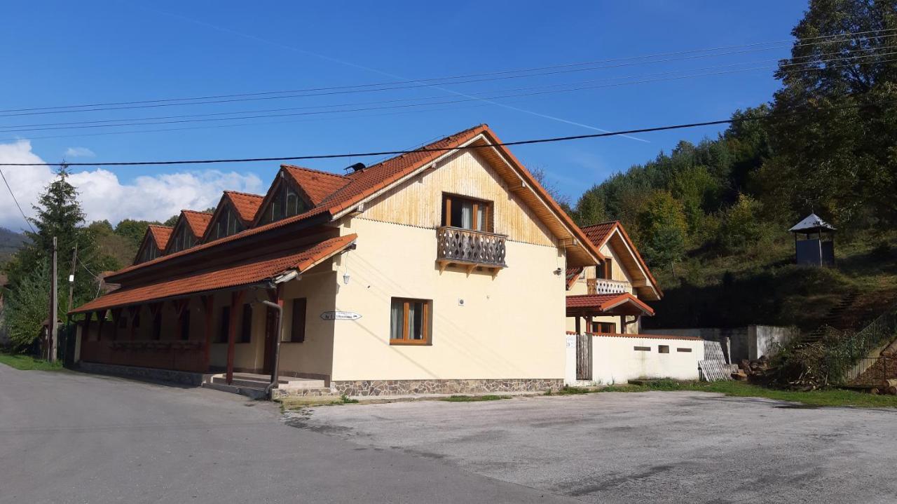 Penzion Pri Studnicke Omastina Extérieur photo