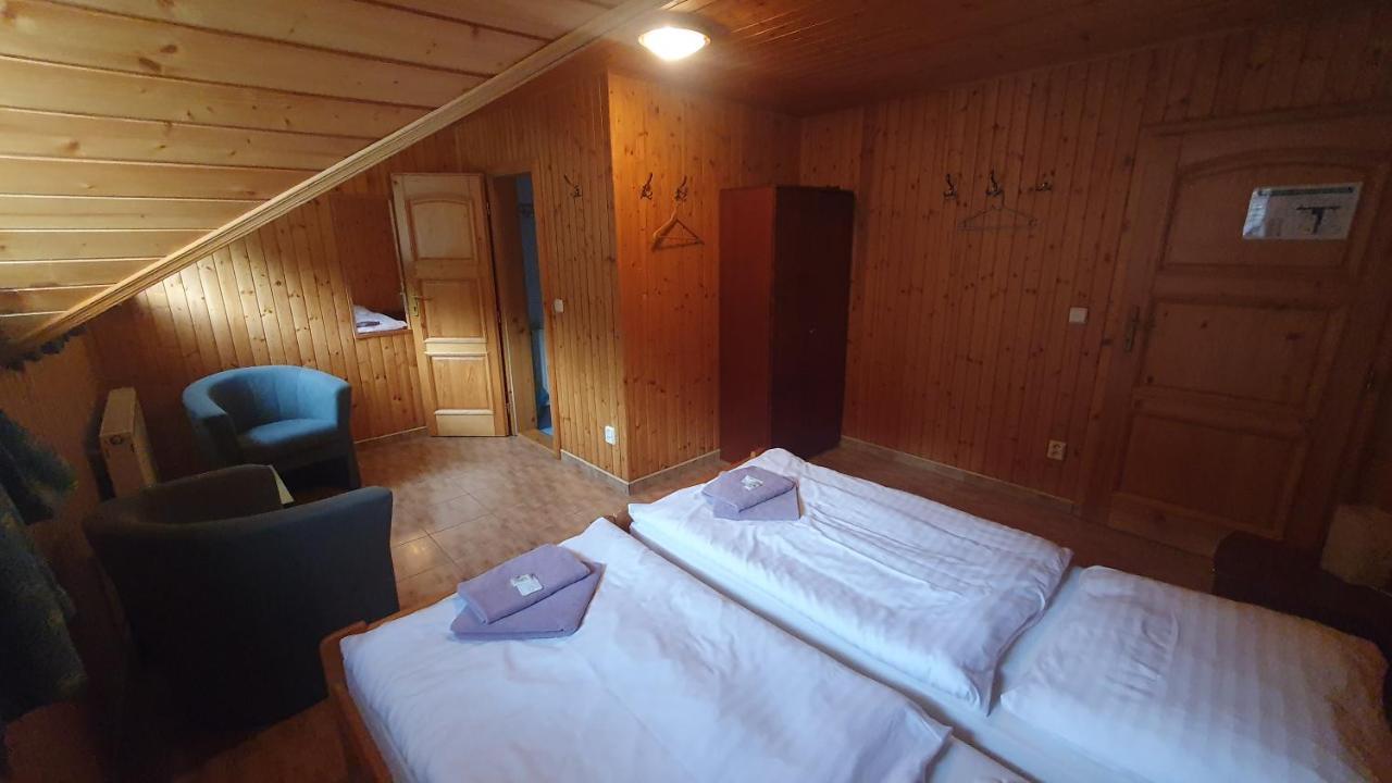 Penzion Pri Studnicke Omastina Extérieur photo