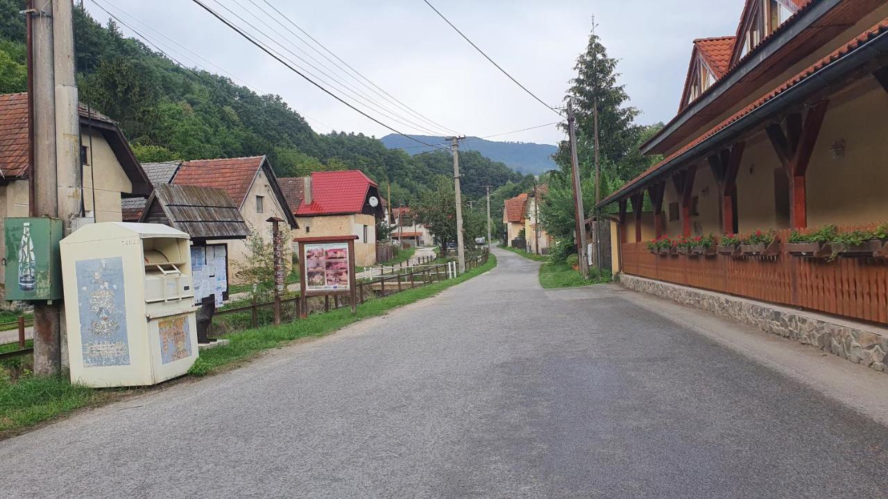 Penzion Pri Studnicke Omastina Extérieur photo